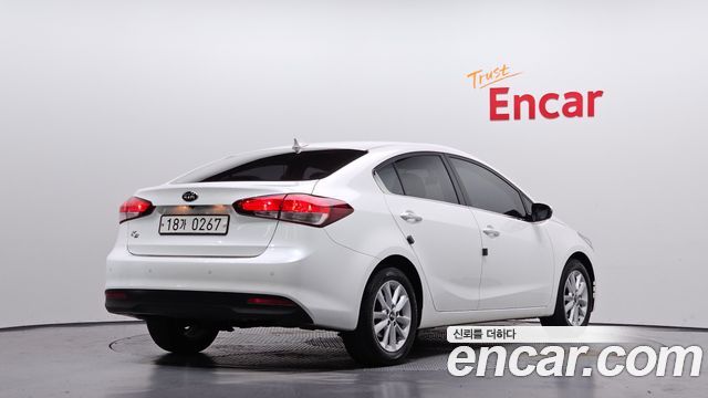 Kia K3 2016 — photo 2