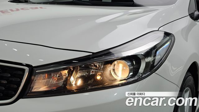 Kia K3 2016 — photo 8