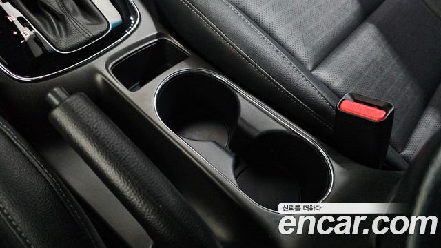 Kia K3 2016 — photo 30