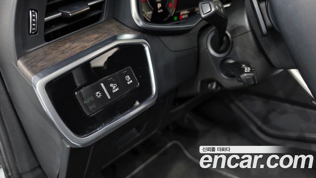 Audi A6 2021 — photo 26