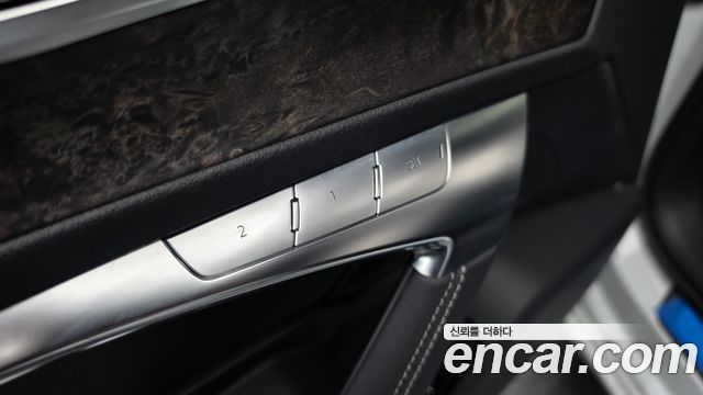 Audi A6 2021 — photo 30