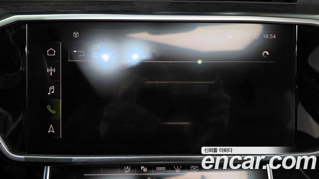 Audi A6 2021 — photo 32