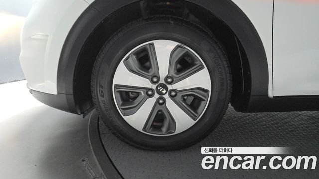 Kia Niro 2018 — photo 5