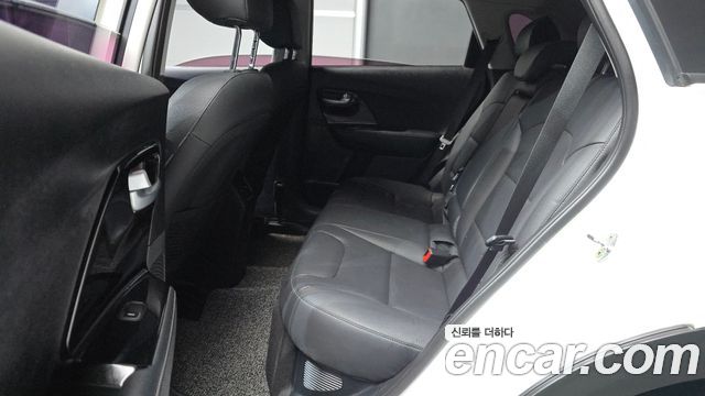 Kia Niro 2018 — photo 12