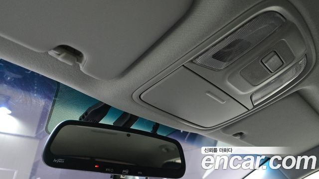 Kia Niro 2018 — photo 19