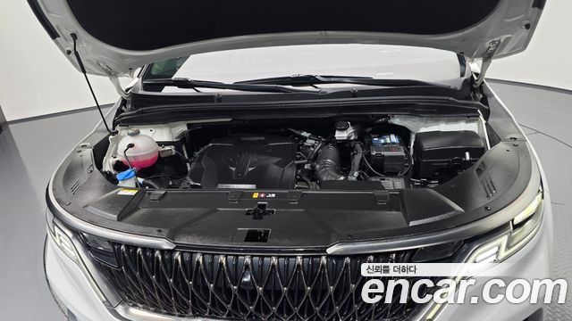 Kia Canival 2023 — photo 6
