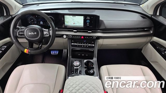 Kia Canival 2023 — photo 10