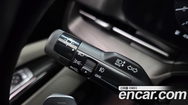 Kia Canival 2023 — photo 25