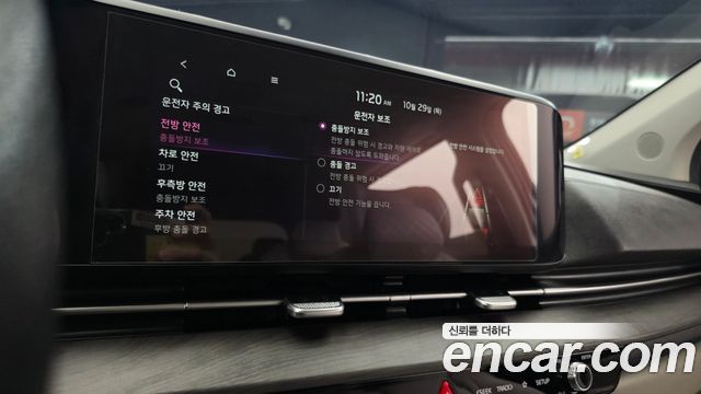Kia Canival 2023 — photo 28
