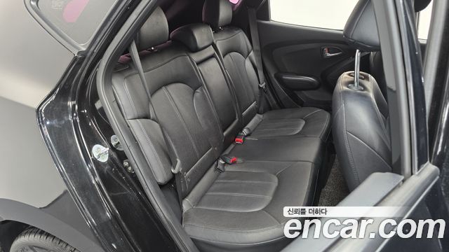 Hyundai Tucson 2012 — photo 17