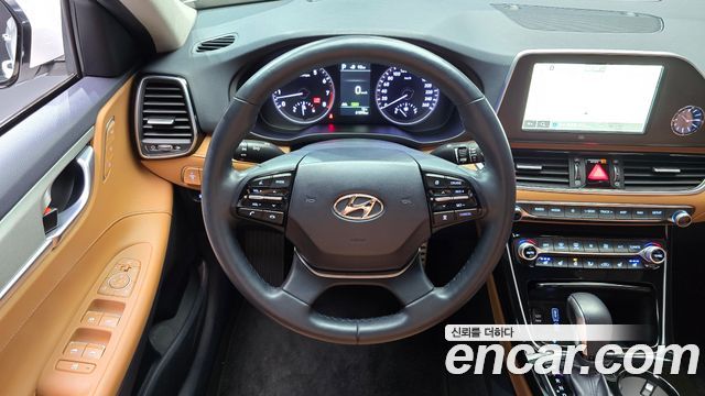 Hyundai Grandeur 2019 — photo 19