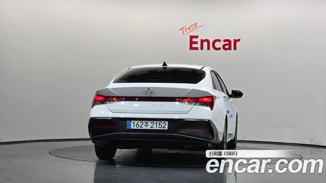Hyundai AVANTE 2026 — photo 4