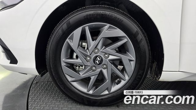 Hyundai AVANTE 2026 — photo 5