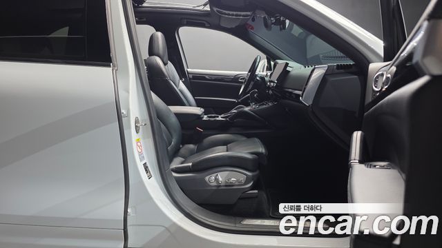 Porsche Cayenne 2015 — photo 11