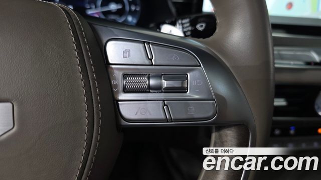 Kia K9 2022 — photo 21