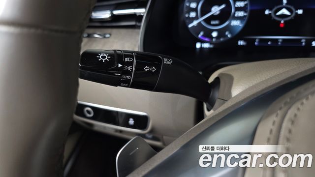 Kia K9 2022 — photo 28