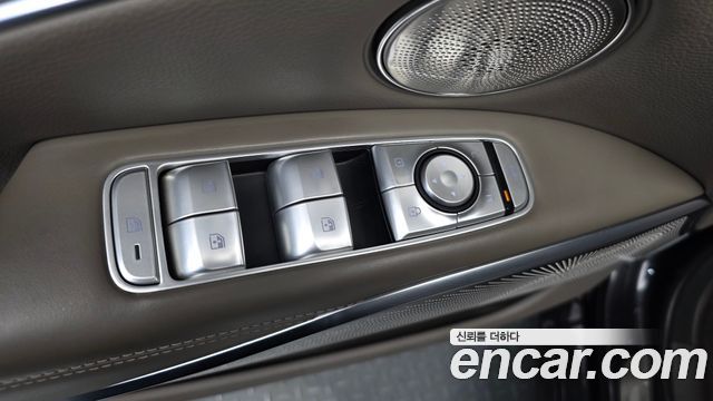 Kia K9 2022 — photo 29