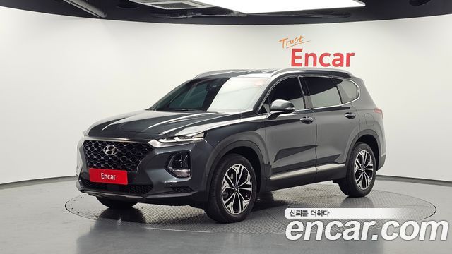 Hyundai Santafe 2019 — photo 1