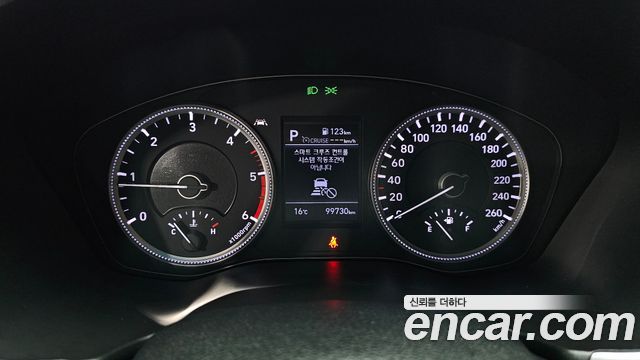 Hyundai Santafe 2019 — photo 11