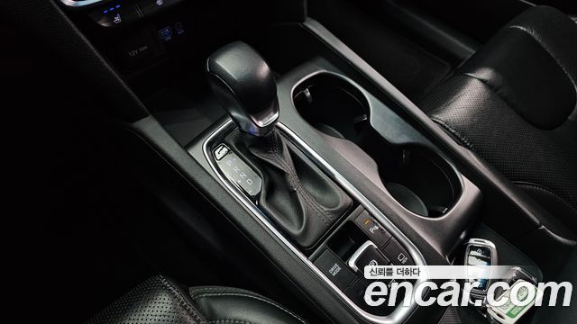 Hyundai Santafe 2019 — photo 12