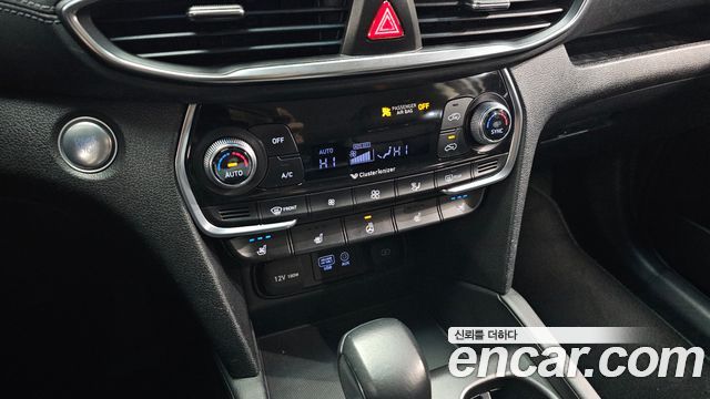 Hyundai Santafe 2019 — photo 24