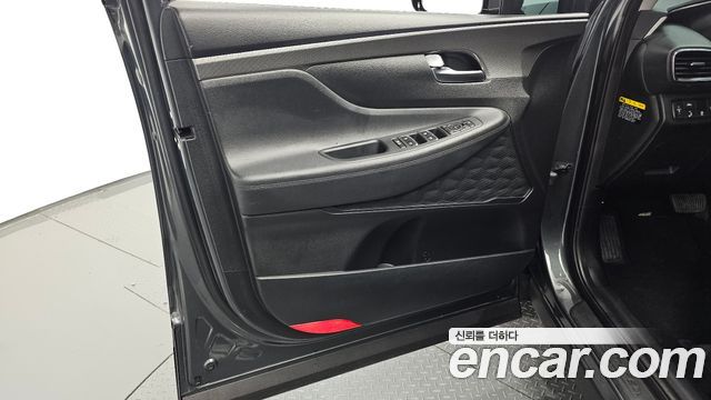 Hyundai Santafe 2019 — photo 14