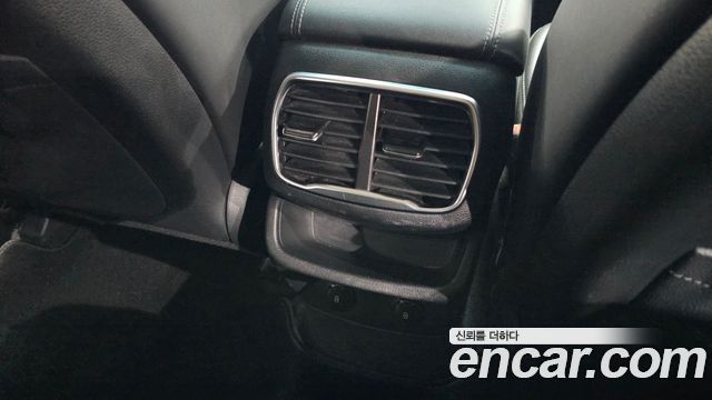 Hyundai Santafe 2019 — photo 32