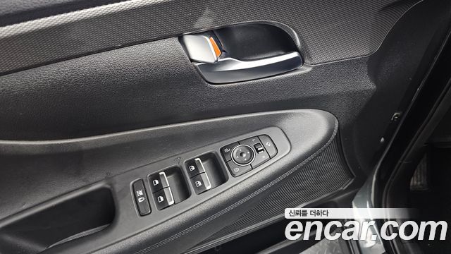 Hyundai Santafe 2019 — photo 34