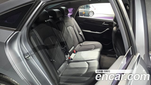 Hyundai Sonata 2016 — photo 17