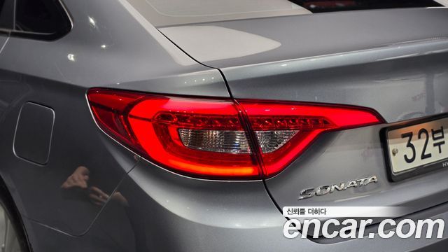 Hyundai Sonata 2016 — photo 9