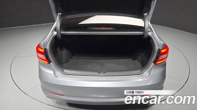 Hyundai Sonata 2016 — photo 33