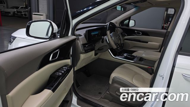 Kia Canival 2021 — photo 10