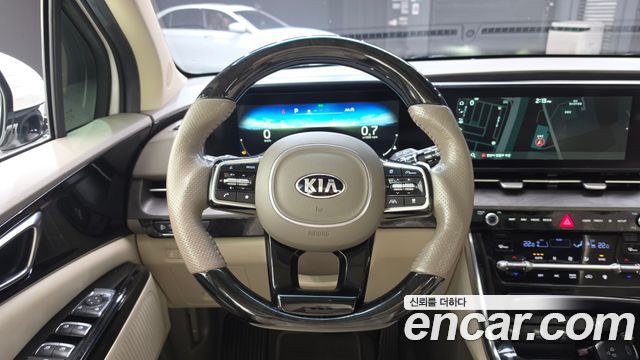 Kia Canival 2021 — photo 13