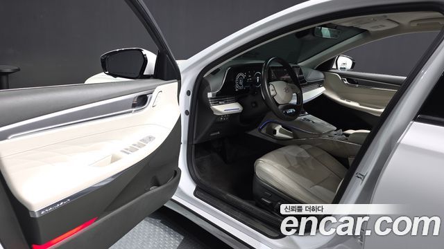Hyundai Grandeur 2022 — photo 13