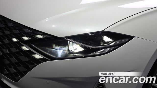 Hyundai Grandeur 2022 — photo 8