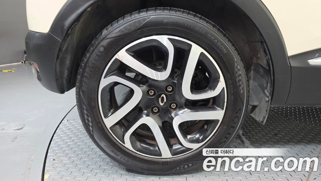 Renault Korea QM3 2015 — photo 5