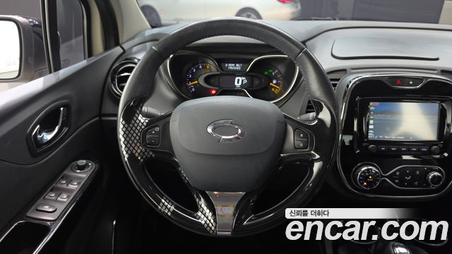 Renault Korea QM3 2015 — photo 13