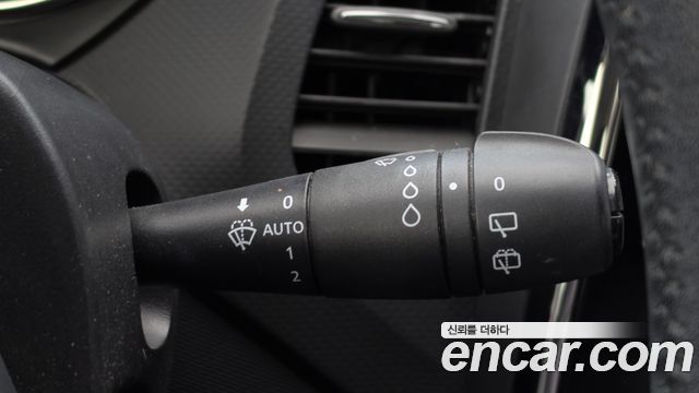 Renault Korea QM3 2015 — photo 15