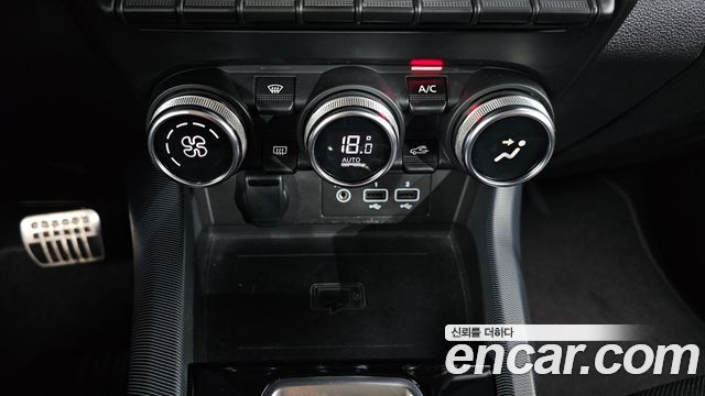 Renault Korea XM3 2020 — photo 27