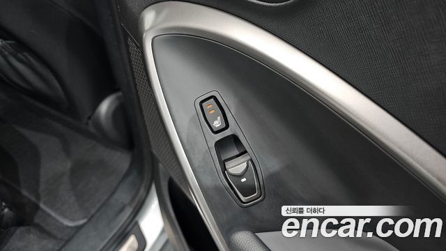 Hyundai Santafe 2014 — photo 19