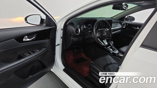 Kia K3 2024 — photo 13