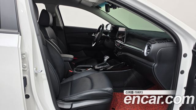 Kia K3 2024 — photo 16