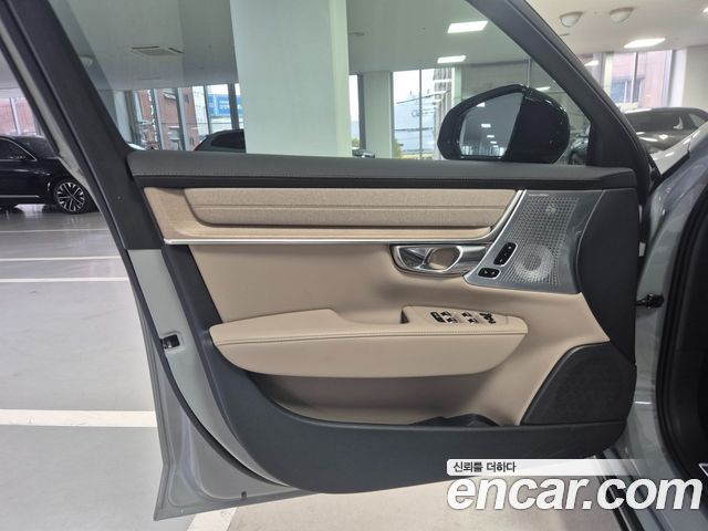 Volvo S90 2026 — photo 9
