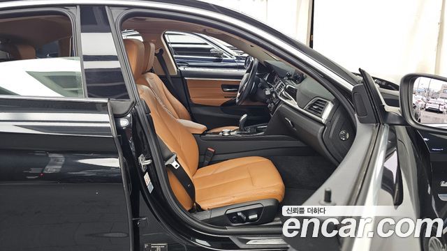 BMW 4-Series 2018 — photo 11