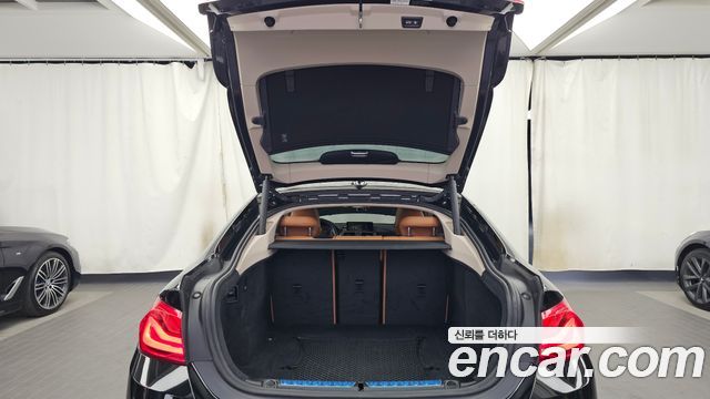 BMW 4-Series 2018 — photo 20