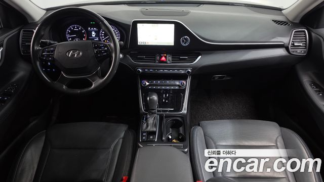 Hyundai Grandeur 2017 — photo 10