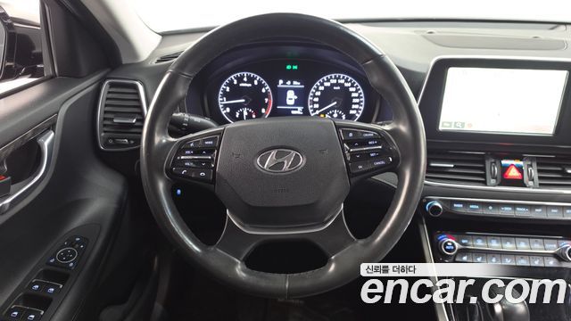 Hyundai Grandeur 2017 — photo 18