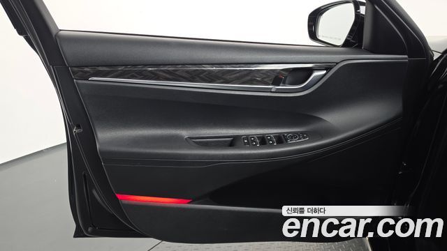 Hyundai Grandeur 2017 — photo 14