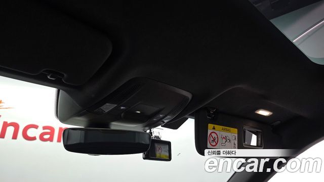 Porsche Taycan 2021 — photo 20