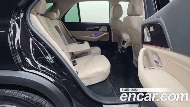 Mercedes-Benz GLE-Class 2021 — photo 12